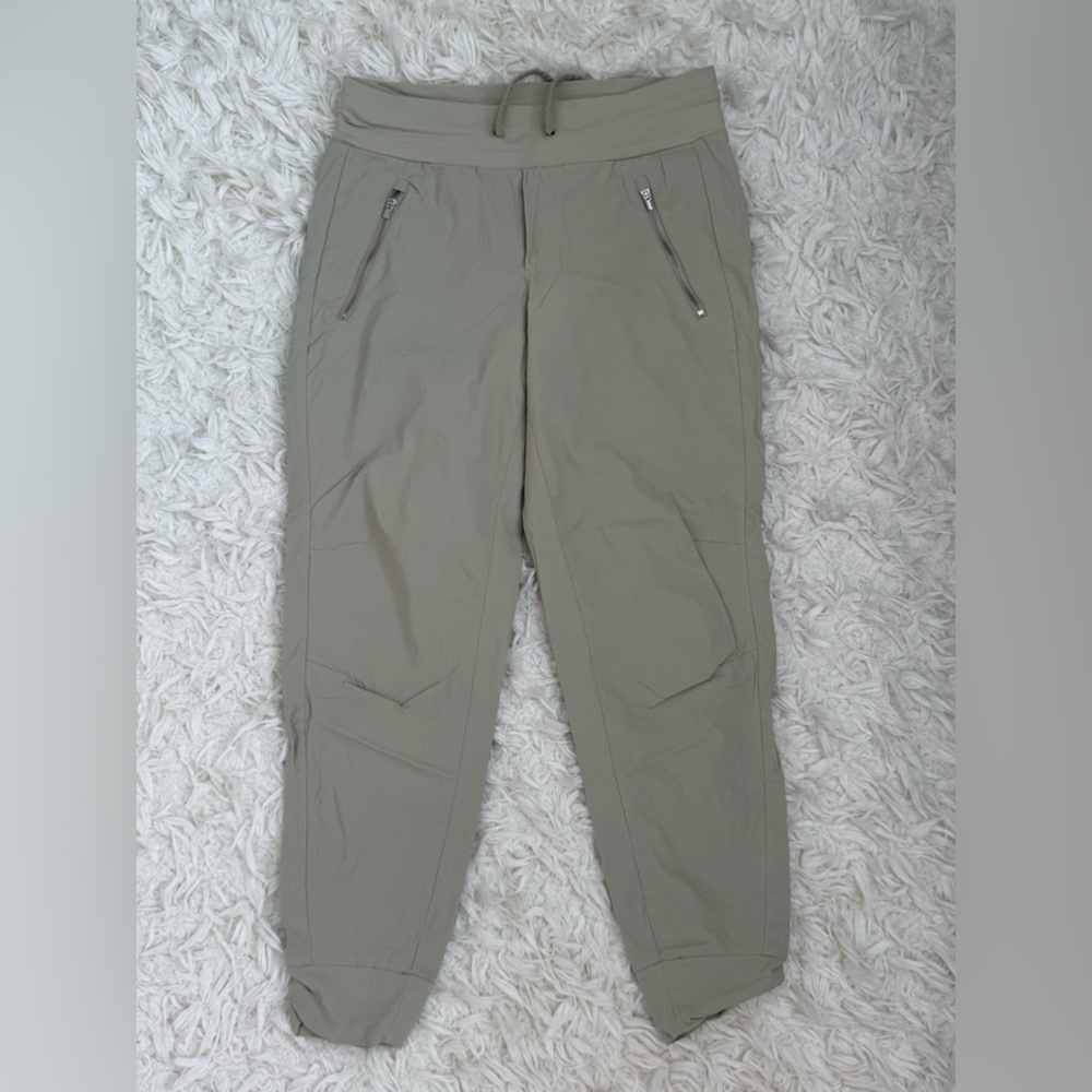 Athleta Abalone Trekkie Jogger Size Small Lightweight Travel Athletic Pants